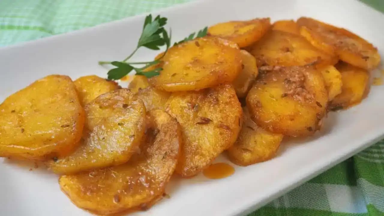 Rímske marinované zemiaky s cesnakom: Keď pripravíte doma takto zemiaky, všetci vás budú nosiť na rukách!