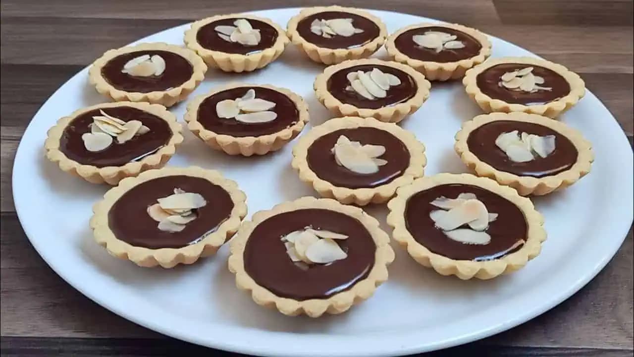 VIANOČNÉ karamelové košíčky s čokoládovou polevou: Odkedy som skúsila tento RECEPT, robím ich každý rok!