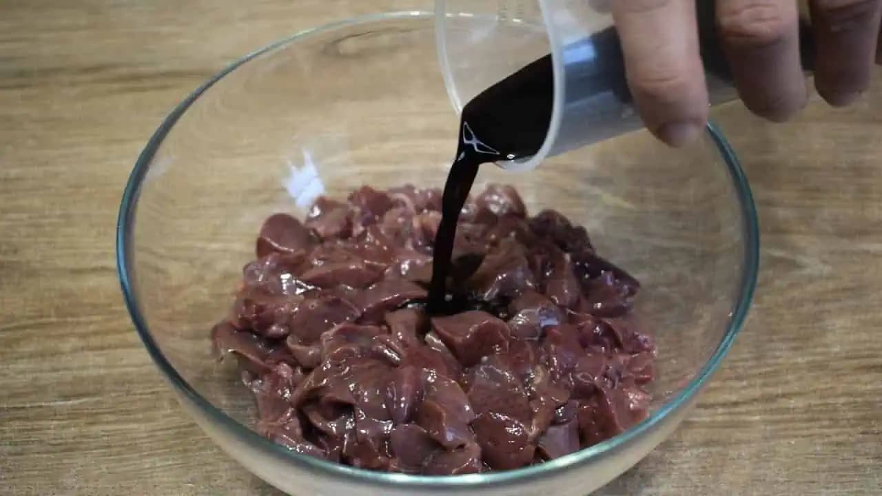 Nový spôsob prípravy kuracej PEČIENKY láme u nás doma rekordy: Vyskúšajte to dnes na obed, je fantastická!