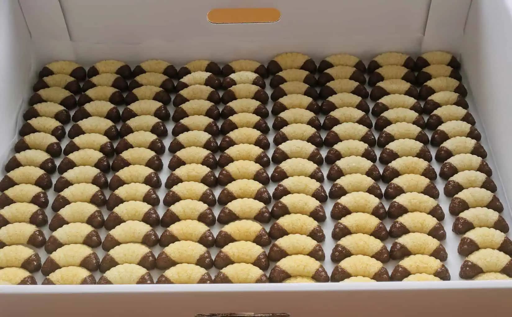 Luxusné kokosové rožteky: Odkedy som skúsila tento recept, žiadne iné nerobím – CUKRÁRSKY skvost!