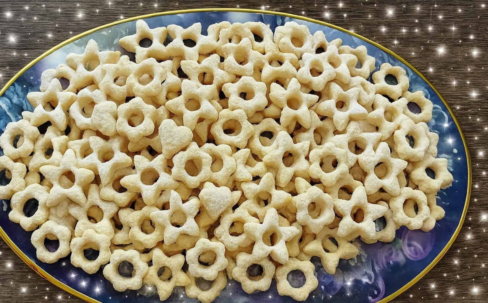 Beriem LEN šľahačkovú smotanu, múku, maslo a robím najchutnejšie vianočné koláčiky: Prvých 100 kusov zmizlo z plechu hneď!