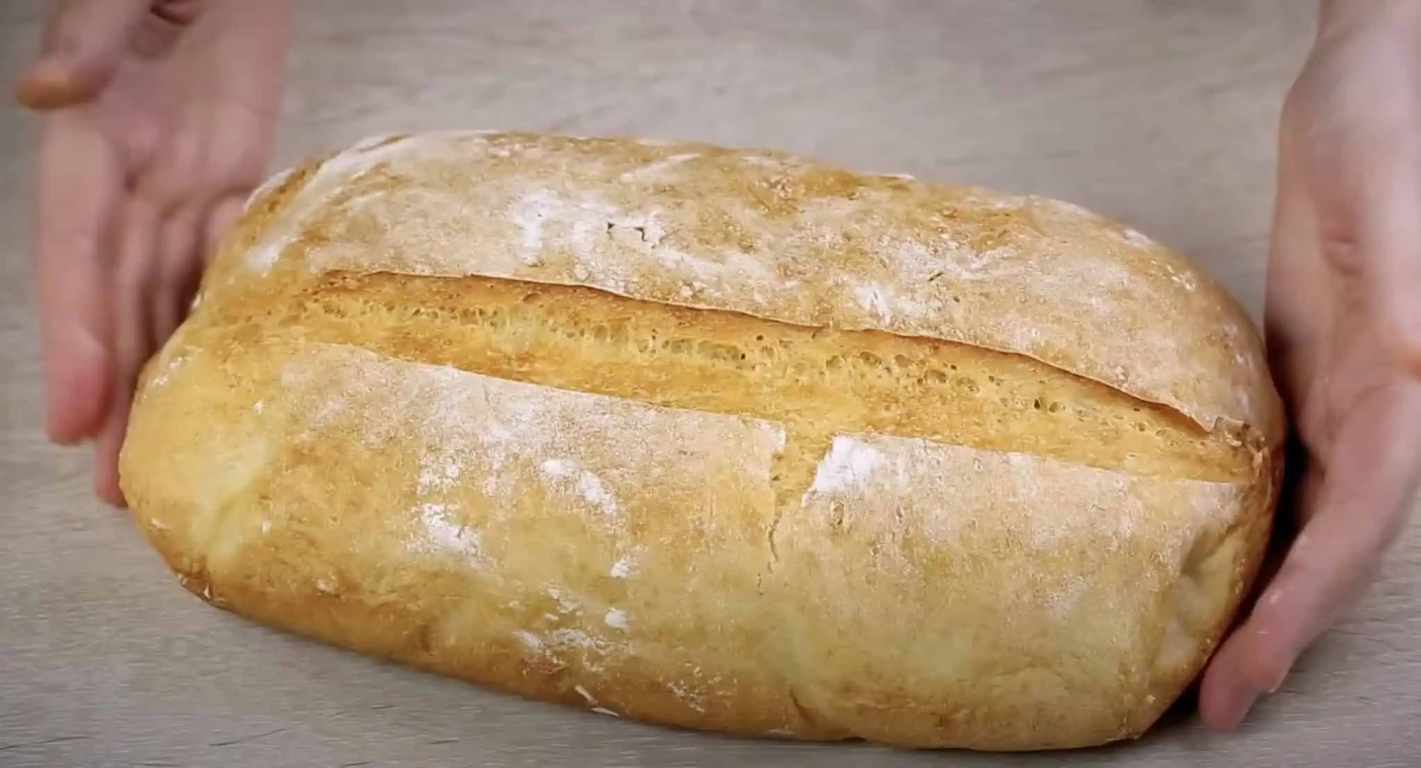 Domáci chlieb za 2 hodiny: Chrumkavá kôrka a stiredka ako obláčik – RECEPT!