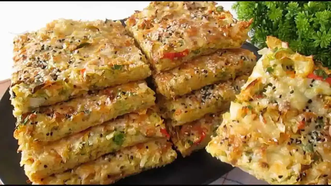 2 zemiaky, 4 lyžice múky, 500 g kapusty. Najchutnejšie rýchle jedlo, ktoré si zamiluje celá rodina!