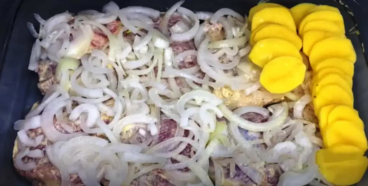 Takéto varenie milujem: Len mäso, zemiaky a vyborný obed je hneď na stole!