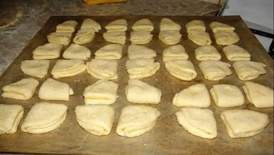 Tvarohovo-škoricové krehučké koláčiky ku kávičke: Najjednoduchšie tvarohové cesto pod slnkom!