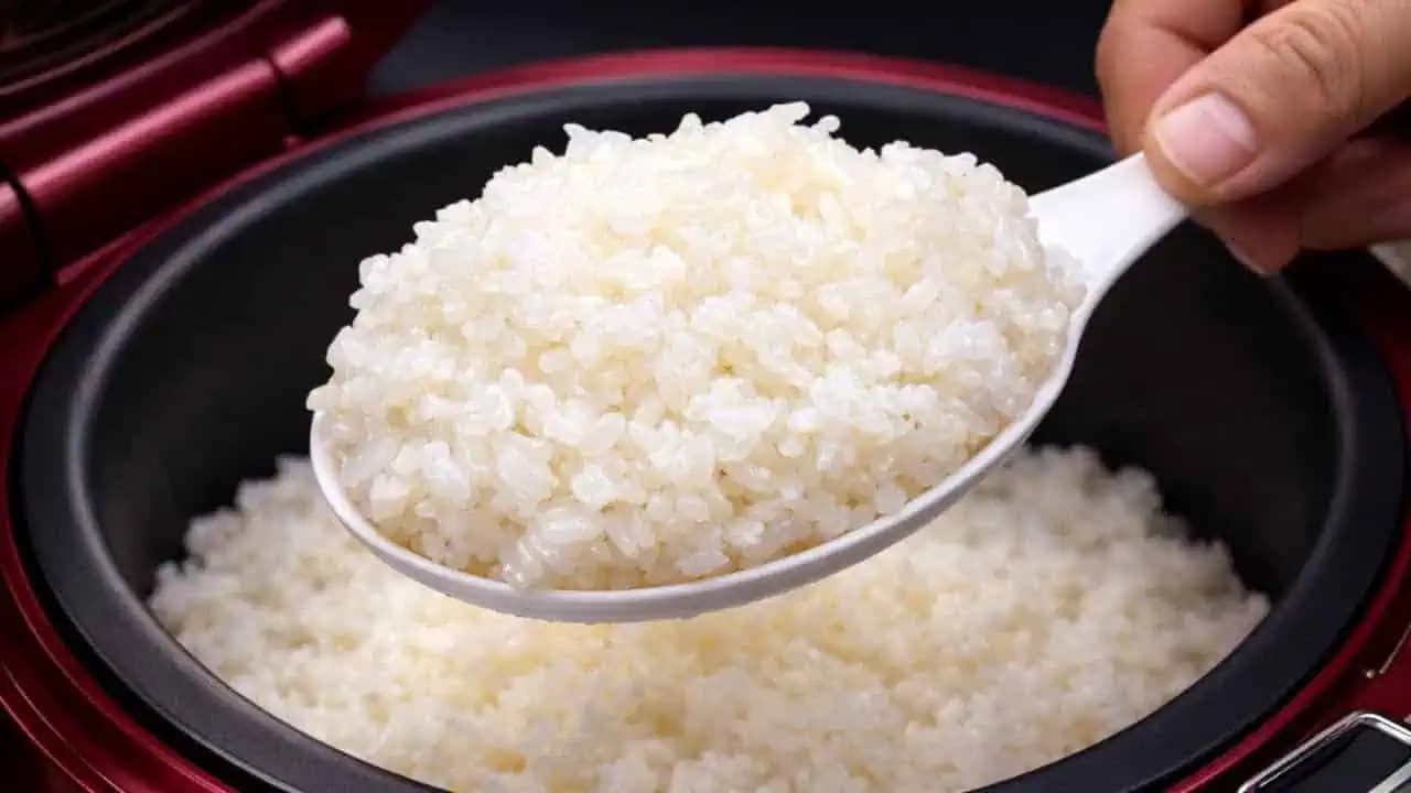 PRESTAŇTE variť ryžu vo vode: Toto je tajomstvo 5-hviezdičkového hotela!