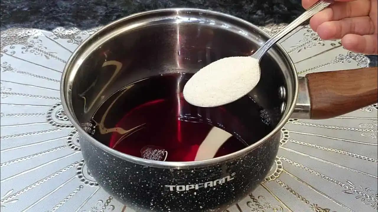 Beriem akýkoľvek kompót, krupicu a robím nesmiernu delikatesu: Dávno zabudnutý recept z čias socializmu!