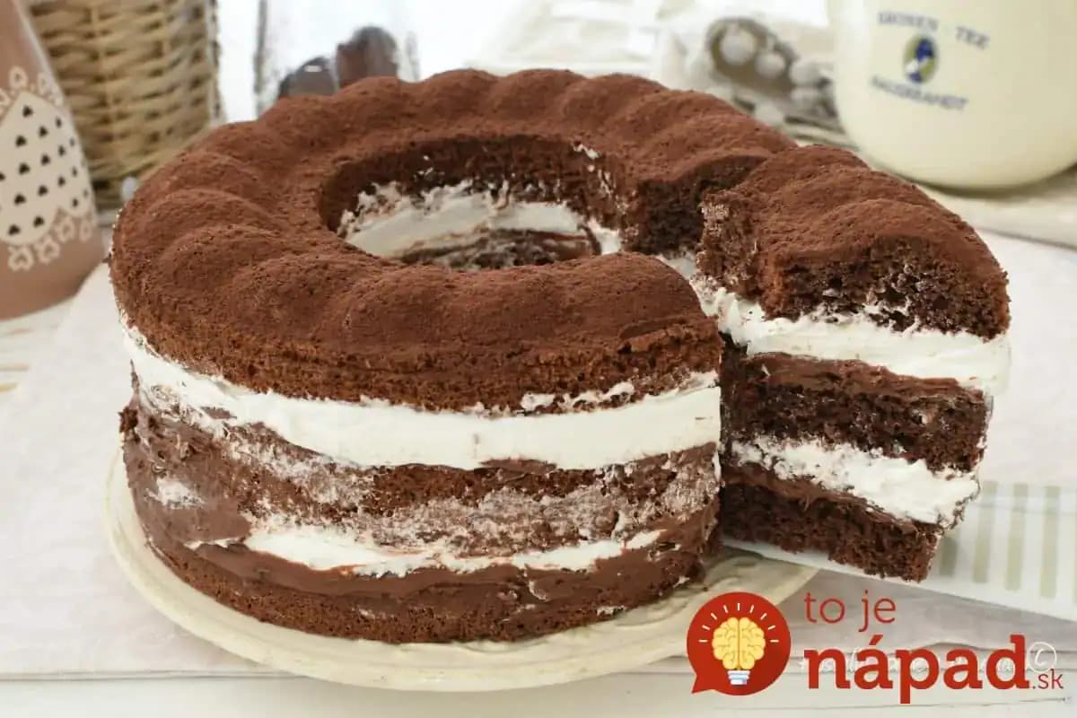 Úžasná MONTE bábovka – rozkrojiť, naplniť a môžete krájať: Deti si ju pýtajú namiesto narodeninovej torty!