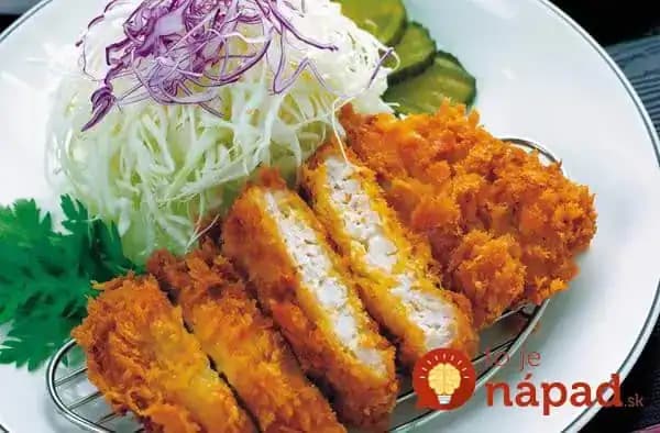 Tieto rezne môže aj ten, komu lekár zakázal vyprážané: Fantasticky chutné jogurtové rezne pečené v rúre!