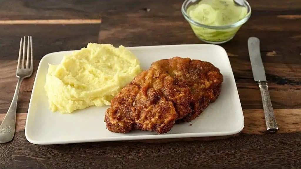 Poznáte NEMECKÝ rezeň? Zabudnite na všetky ostatné recepty, toto je najväčšia delikatesa na nedeľný obed!