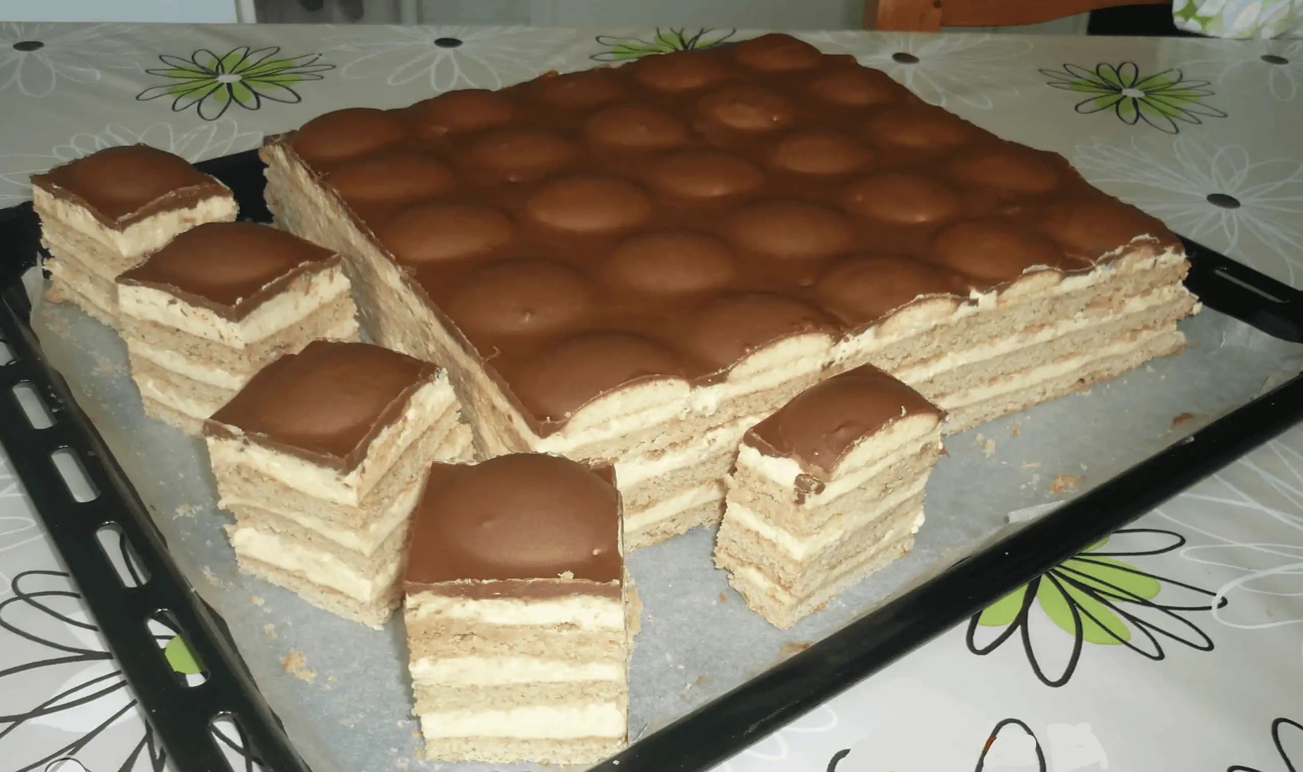 Nesmrteľné „TANGO“ rezy: Jednoduchý recept na najlepší zákusok!