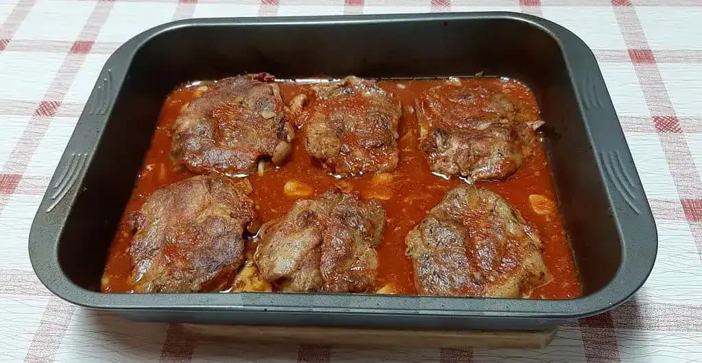 Viedenská krkovička na cesnaku: Mäsko rozplývajúce sa na jazyku a výborná omáčka – TO musíte ochutnať!