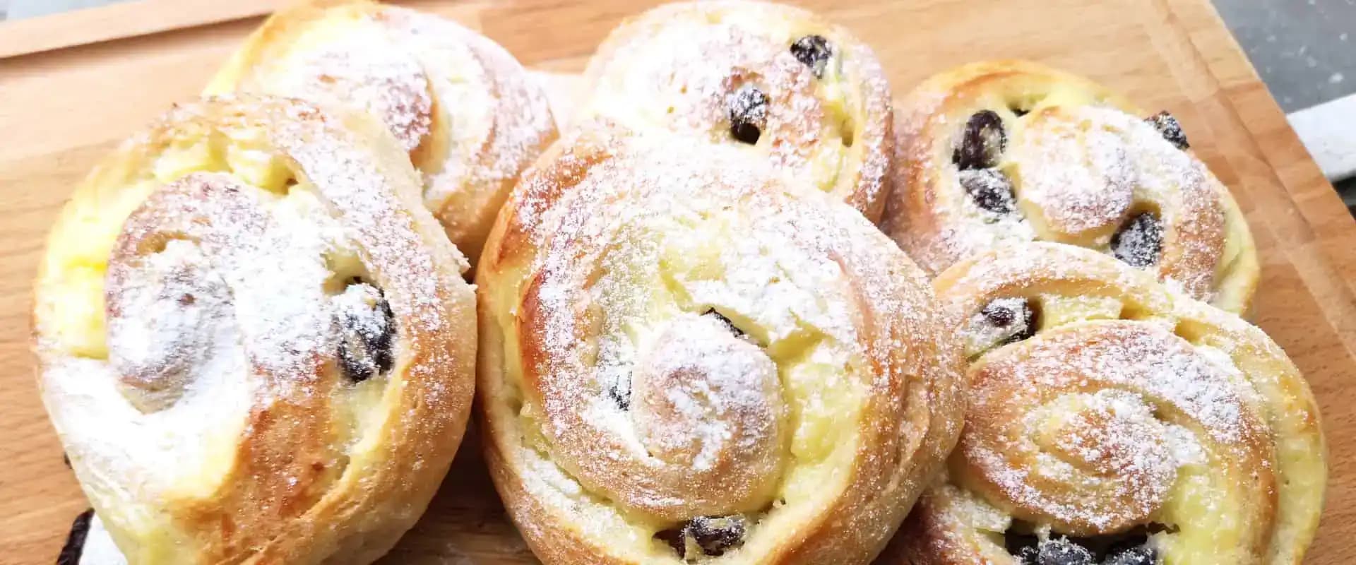 Tieto pudingové slimáky sú tak fantastické, že si ich u mňa objednáva celá rodina: Nebesky chutné a jemné pečivo!