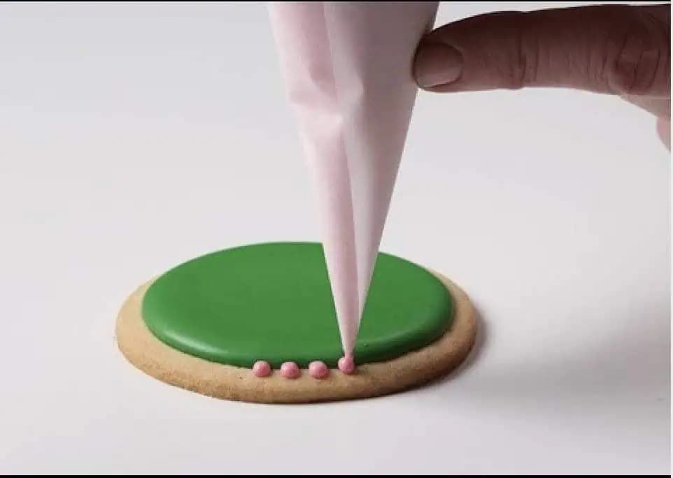 Cukrárka poradila dokonalú polevu na zdobenie veľkonočného pečiva: Je tak krásne, že ho môžete hneď predávať!