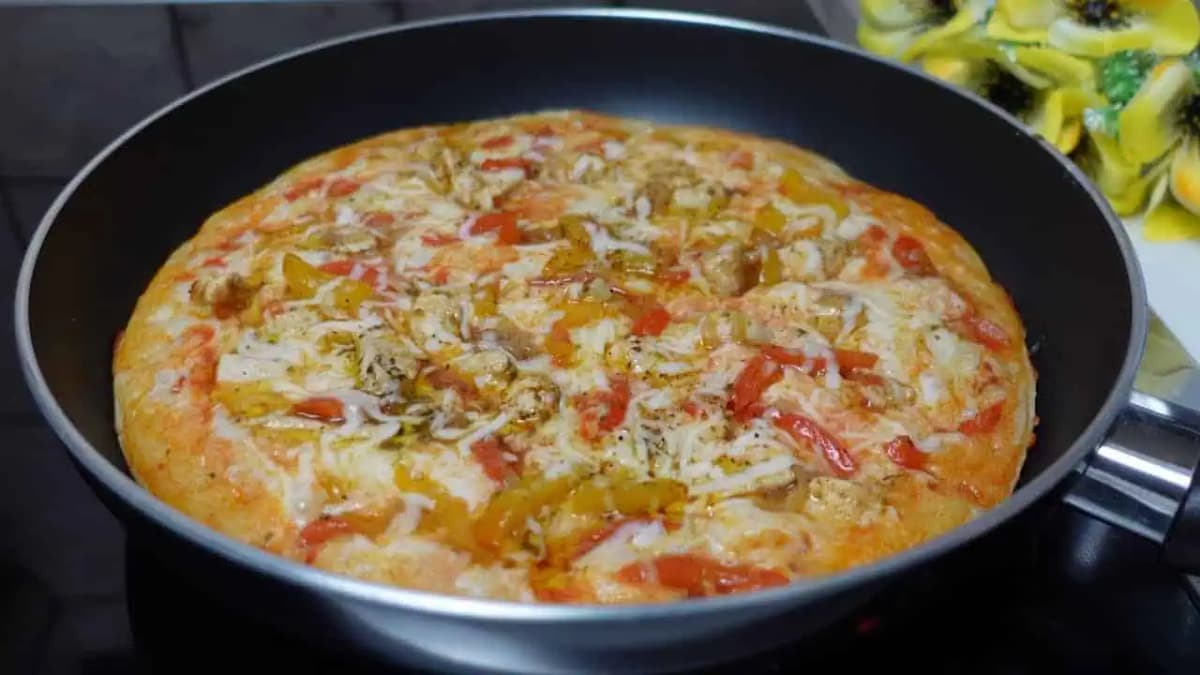 Už nekupujeme PIZZU! Tekuté cesto, ktoré netreba miesiť – rúra nie je potrebná!