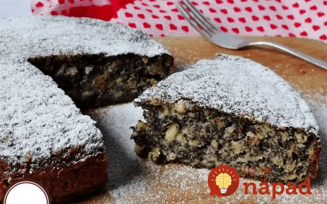 Stačí len zmiešať a naliať na plech: 2-minútový makový koláč s jablkami!