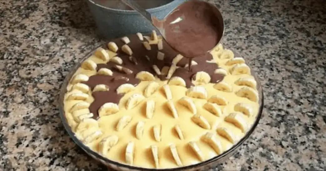 Bombastický banánový koláč ku kávičke: Ten krém chutí presne ako Pribináčik, zbožňuje ho celá rodina!