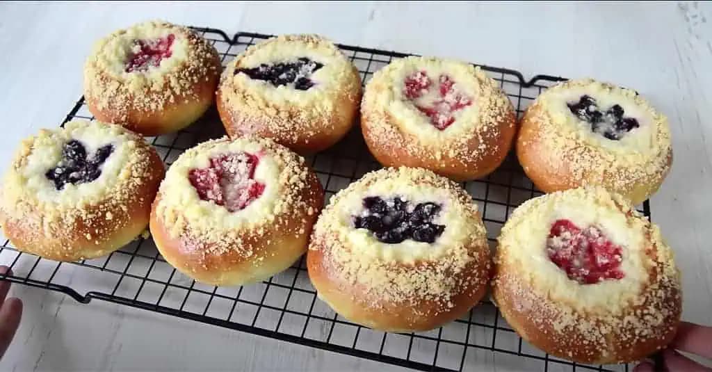 Moja mama pozná RECEPT na úžasné moravské koláče BEZ kysnutia: Vyzerajú ako od babičky a hotové sú hneď!