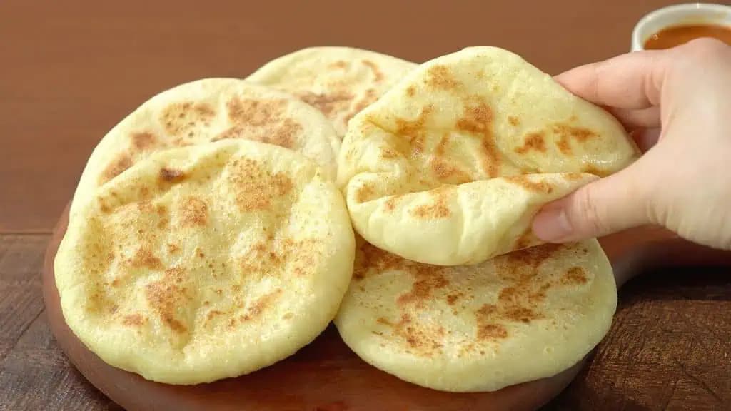 SEDLIACKE zemiakové placky so syrom: Najlepšia náhrada chlebíka akú poznám, jedli by sme ich aj každý deň!