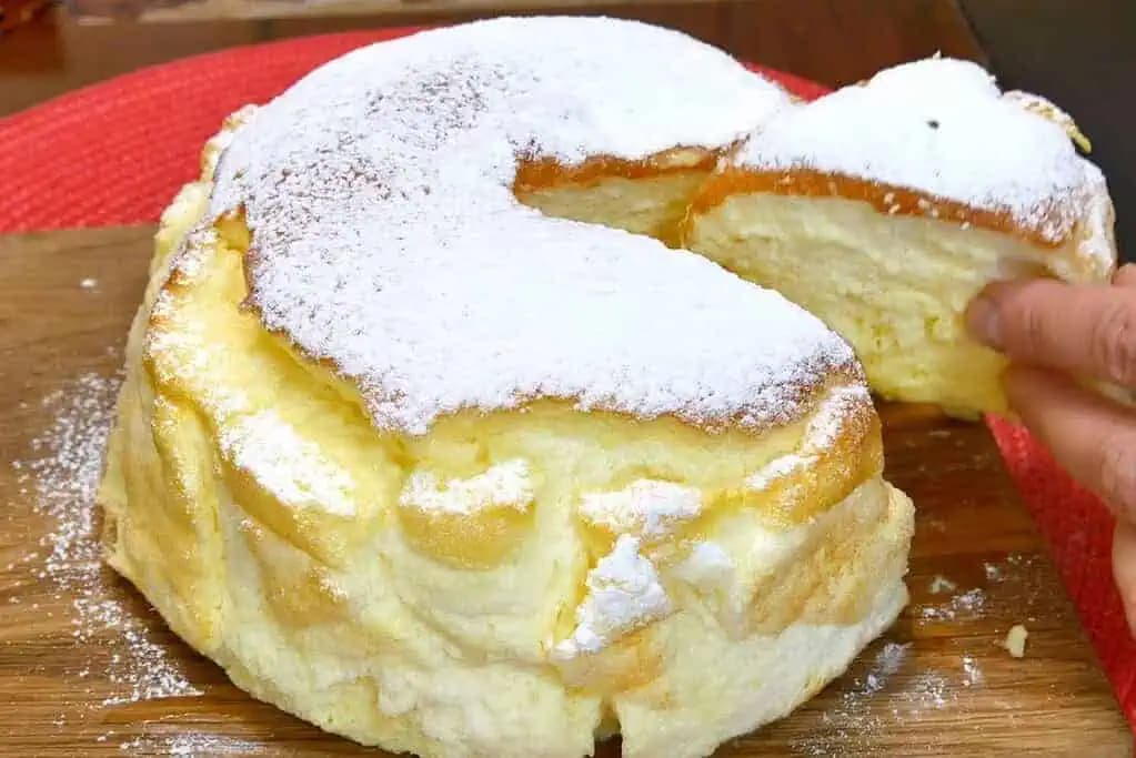 Super mäkká torta, akú som NIKDY nejedla: Málo ingrediencií a len 100 kalórií!