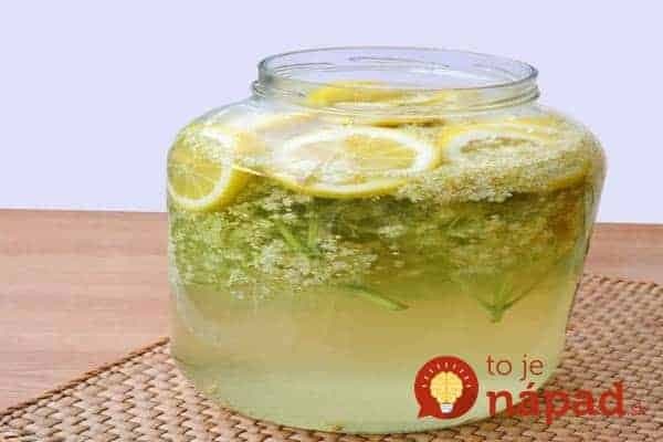 Každý rok varím z bazy NEBESKY chutný sirup BEZ CUKRU: Uľaví od teploty aj nepríjemného kašľa!