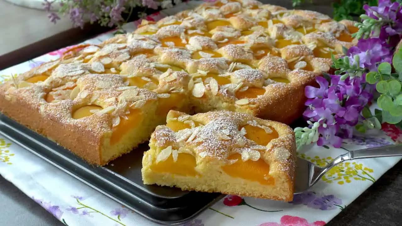 Jednoduchý koláč za 5 minút! Rýchly recept na najchutnejší MARHUĽOVÝ koláč!