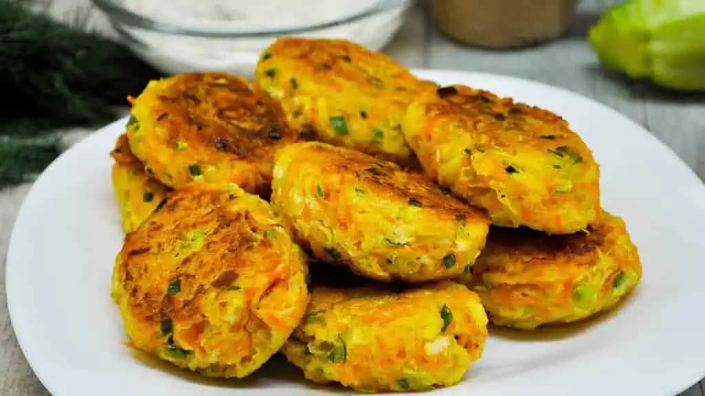 Musím sa podeliť o nový recept na fantasticky chutné CUKETOVÉ fašírky: Vôbec NIE SÚ nasiaknuté olejom, robím ich celú sezónu!