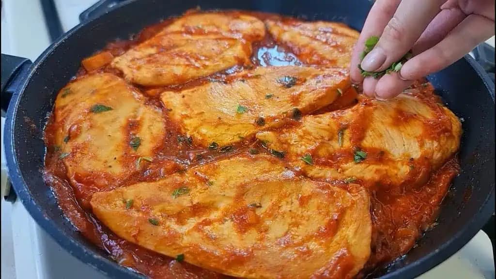 RECEPT na prírodné kuracie rezne, ktorý si získal moje srdce. Rýchle, šťavnaté a veľmi chutné!