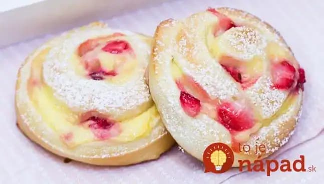 Nebesky chutné PUDINGOVÉ slimáky s jahodami: Tak výborné, že ich doma pýtajú každý deň!