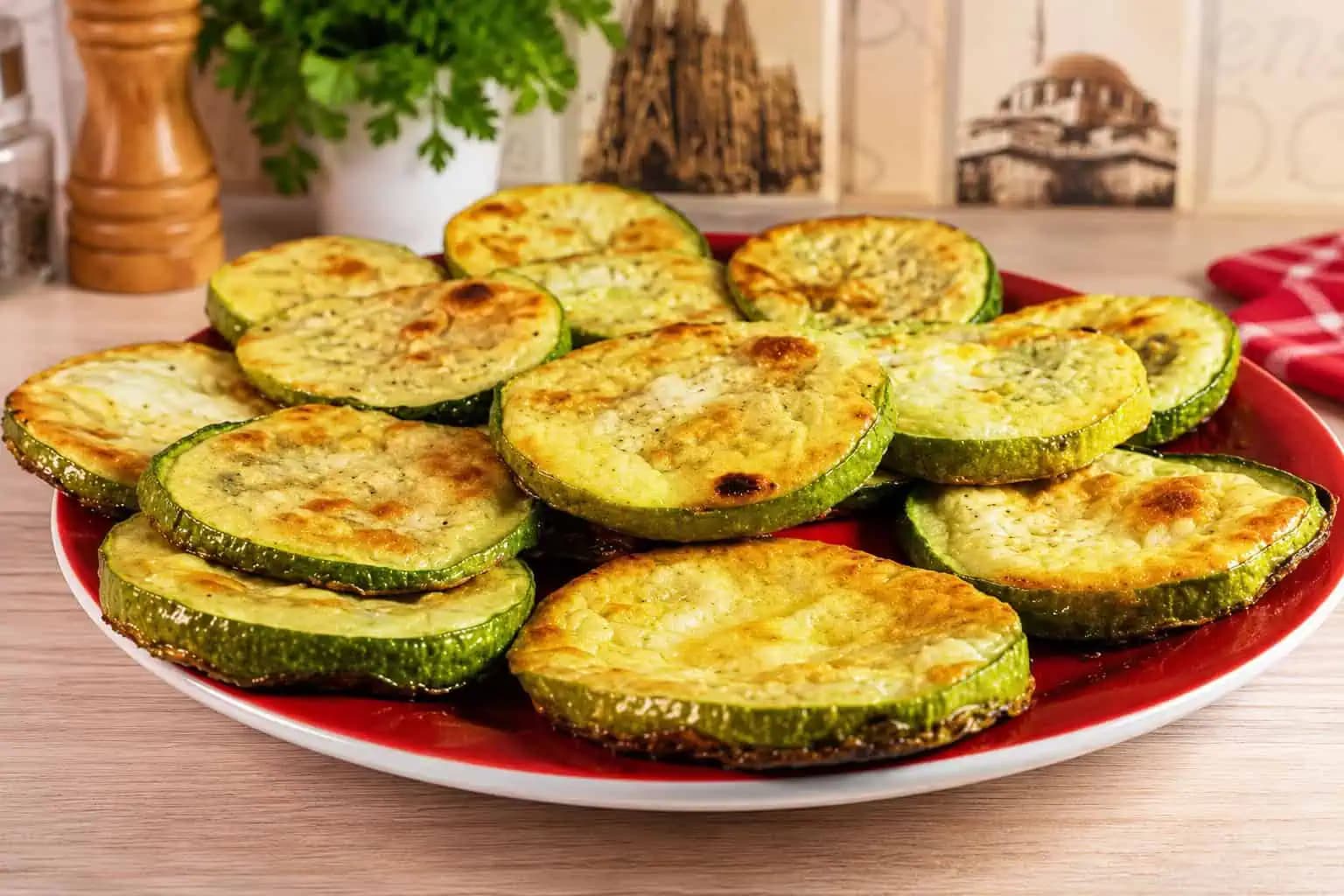 Cuketu už nevyprážam ani neobaľujem: Naučila som som sa tento geniálny RECEPT v rúre – jednoduchšie, chutnejšie a netreba stáť pri sporáku!