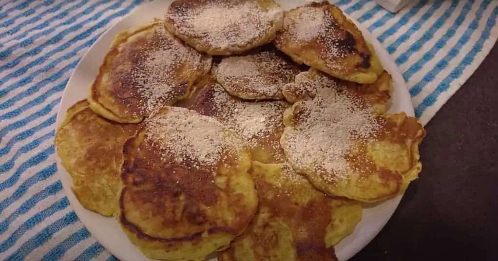 Upiekla som JABLKOVÉ palacinky a mali taký úspech, že manžel hovorí, aby som iné už nerobila: Hotové sú za 7 minút!