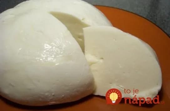 Domáca mozzarella hotová za 30 minút