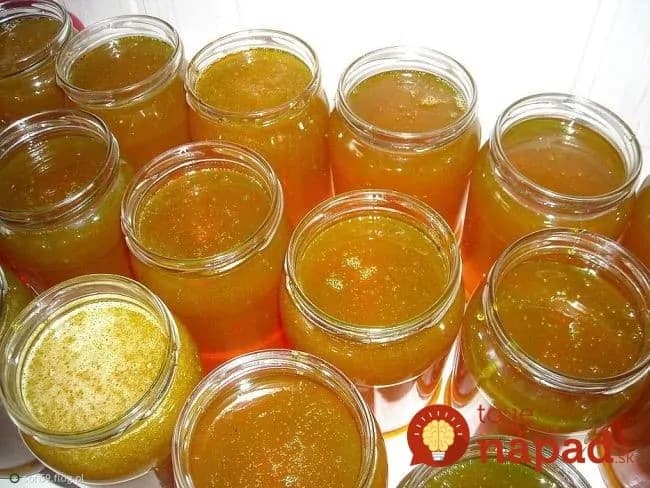 3 super-zdravé domáce recepty na med, kde je hlavná prísada úplne zdarma: Urobte si lipový, sedmokráskový aj žihľavový!