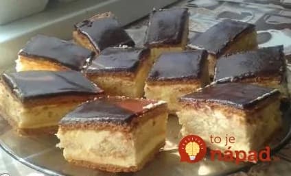 Tento zákusok vám učaruje: Medový krémeš s piškótami a famóznym vanilkovým krémom!