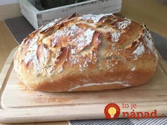 Lenivý jogurtový chlebík bez miesenia: Chrumkavý na povrchu, jemný ako pavučinka vo vnútri!