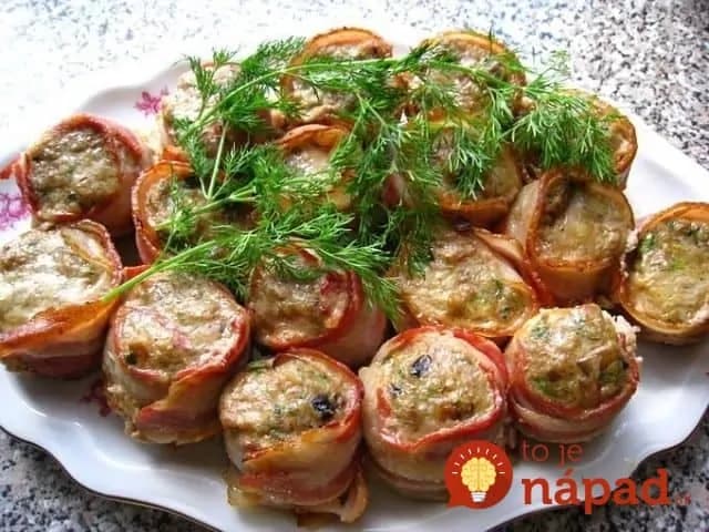 Tip na výbornú chuťovku z mletého mäska: Pečené mini-fašírky v slaninovom kabátiku, na jeden ham!