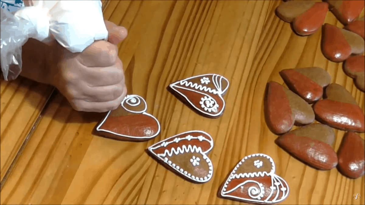 Cukrársky trik na najkrajšieho zdobenia na medovínkov: Tie sú ako z rozprávky a zvládne to každý!