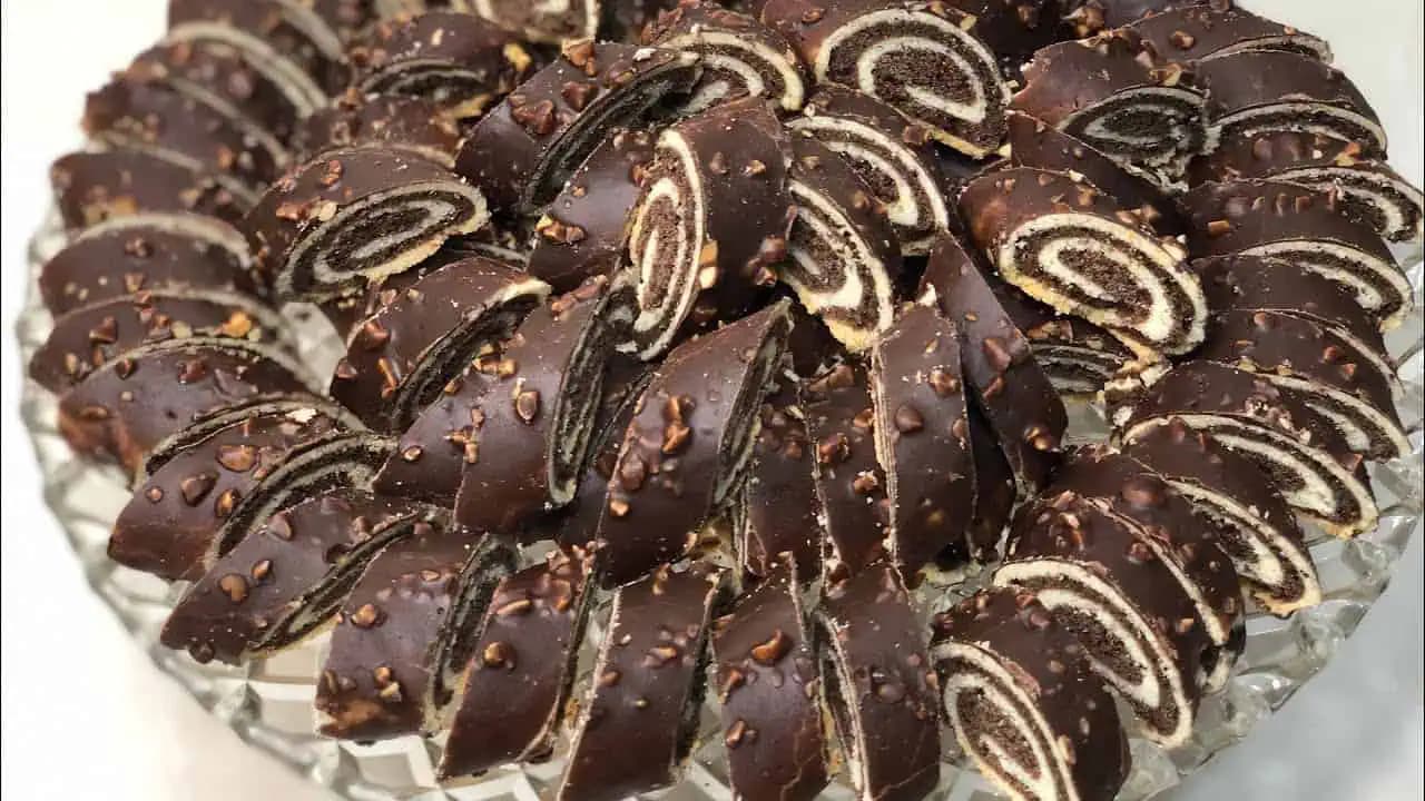 Fantastické dvojfarebné mini-rolky, 100 kusov z jednej dávky: Tak fantastické, že ich určite nebudete robiť len na sviatky