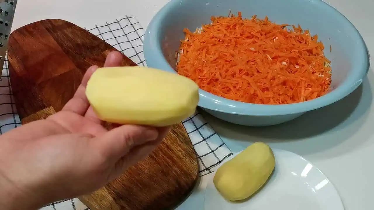 Kúpila som 1 hlávka kapusty, 2 zemiaky, 1 mrkva a biely jogurt: Výborný obed za 30 minút, deťom chutí viac ako PIZZA!