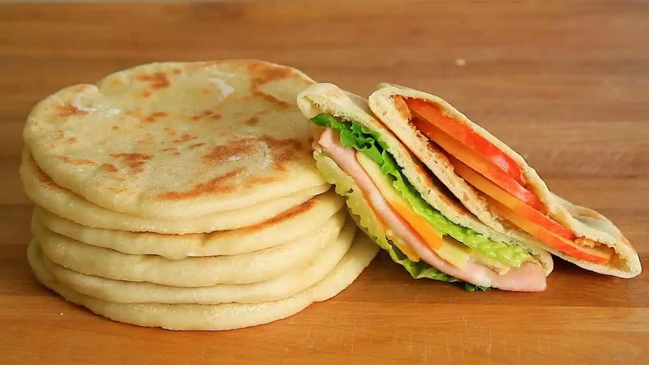 (Žiadna rúra) NEVYHADZUJTE jogurt, keď mu končí záruka: Urobte si tento nadýchaný a zdravý turecký chlieb!