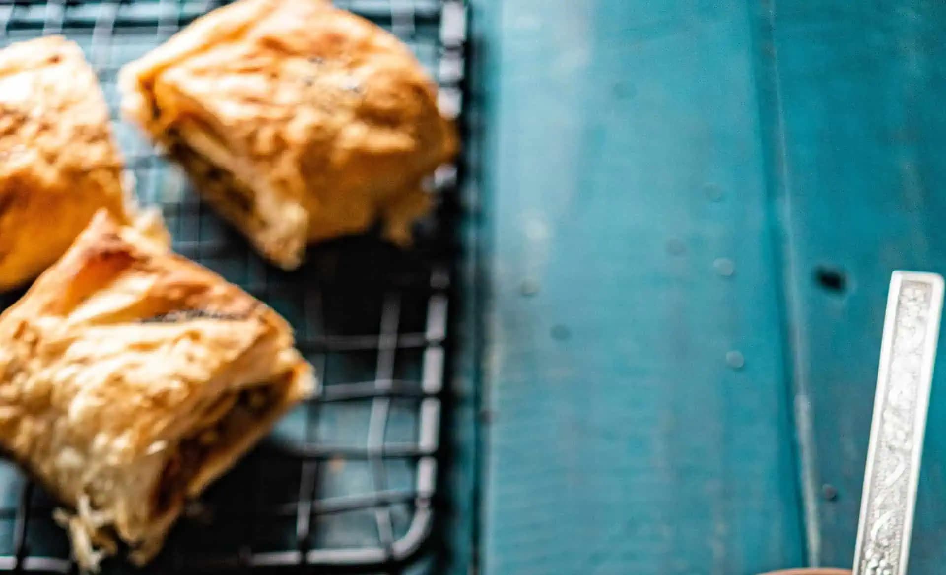 Predjedlo z lístkového cesta vo forme na ľad: Recept, ktorý dobyl internet!