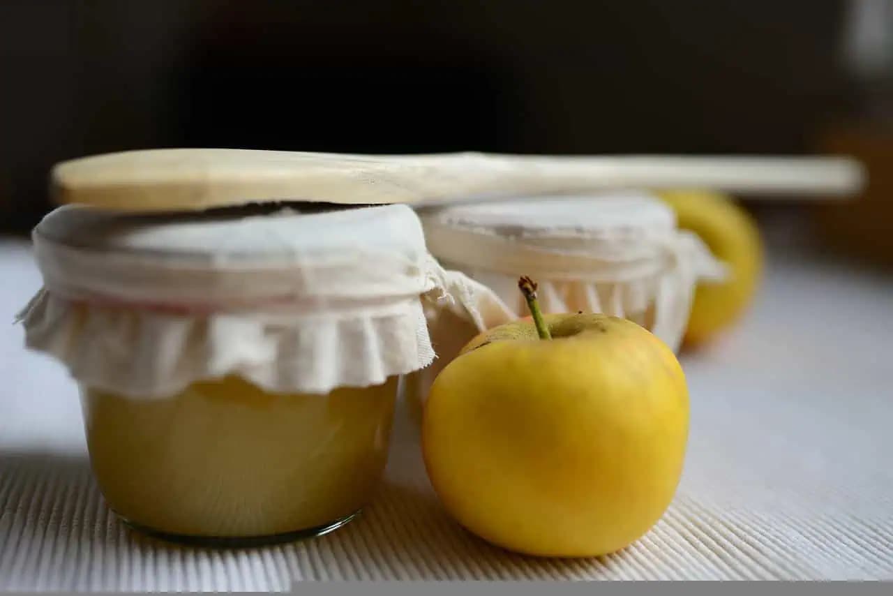 Krémové jablkové pyré: Ovocná dobrota, ktorú musíte ochutnať!