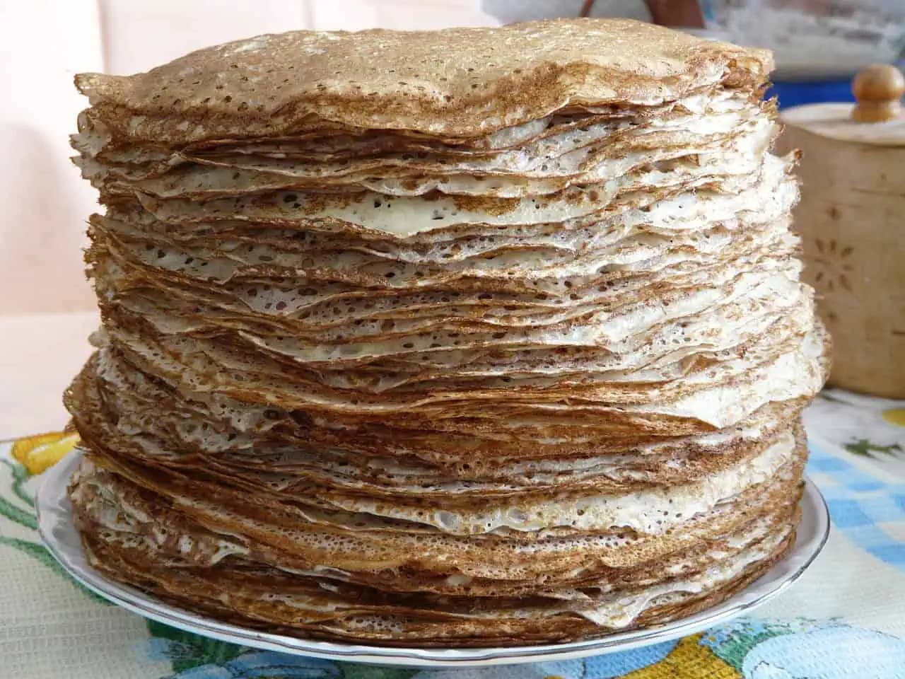 Žiadna múka, ani ovsené vločky: Zázračné tvarohové palacinky, ktoré si môžete dať aj o polnoci!