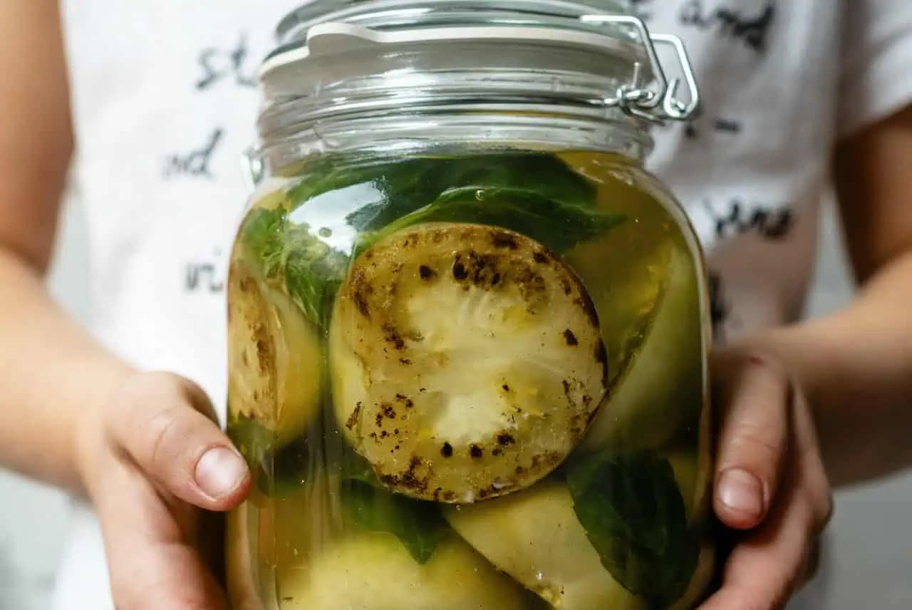 Cuketový šalát na zimu alebo chuť leta v pohári: Vitamínová bomba na chladné dni!
