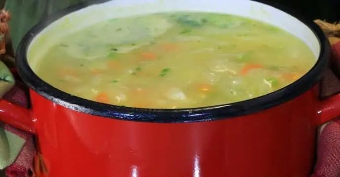 Babkina polievka NÁDCHOVKA: Najsilnejší recept pri boľavom hrdle, kašli a prechladnutí!