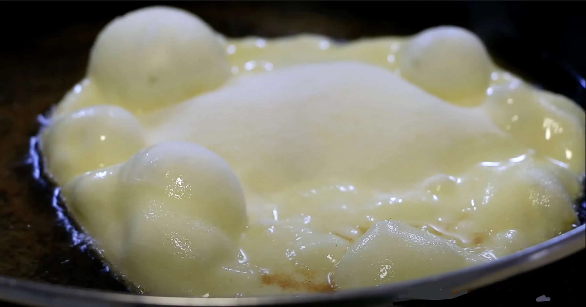 Mám recept na LANOGOŠE, ktoré nenasajú ani gram tuku: Nejde do nich droždie, nekysnú a zbožňuje ich celá rodina!