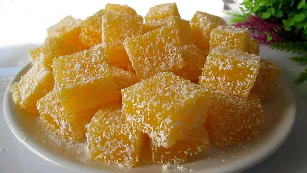 Len z 3 prísad robím celú kopu ŽELÉ CUKRÍKOV: Trvá to 5 minút a lepšiu sladkosť od tejto nepoznám!