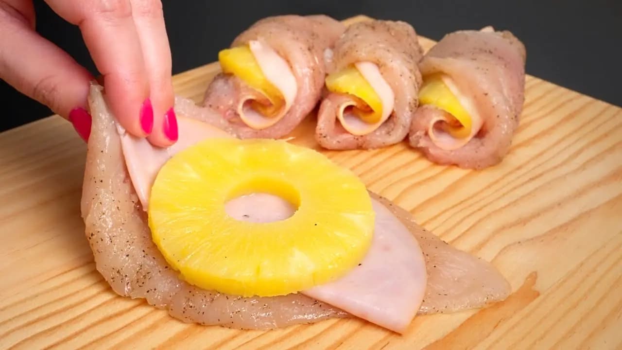 Šťavnaté kuracie závitky „Hawaj“: Vynikajúci obed, prekvapí aj pre náročných!