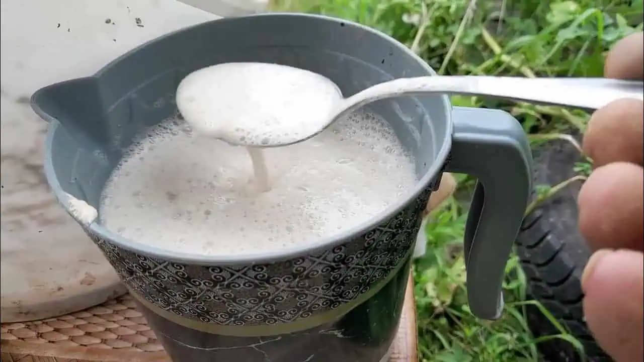 Lahodný krémový koláč za 15 minút: Jednoduchý a rýchly recept, ktorý tromfne dokonca aj krémeš!