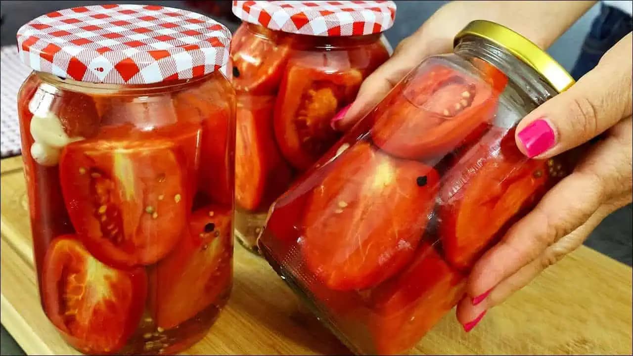 Takto skladujem paradajky z domácej úrody až 1 ROK: Sú ešte chutnejšie ako čerstvé!